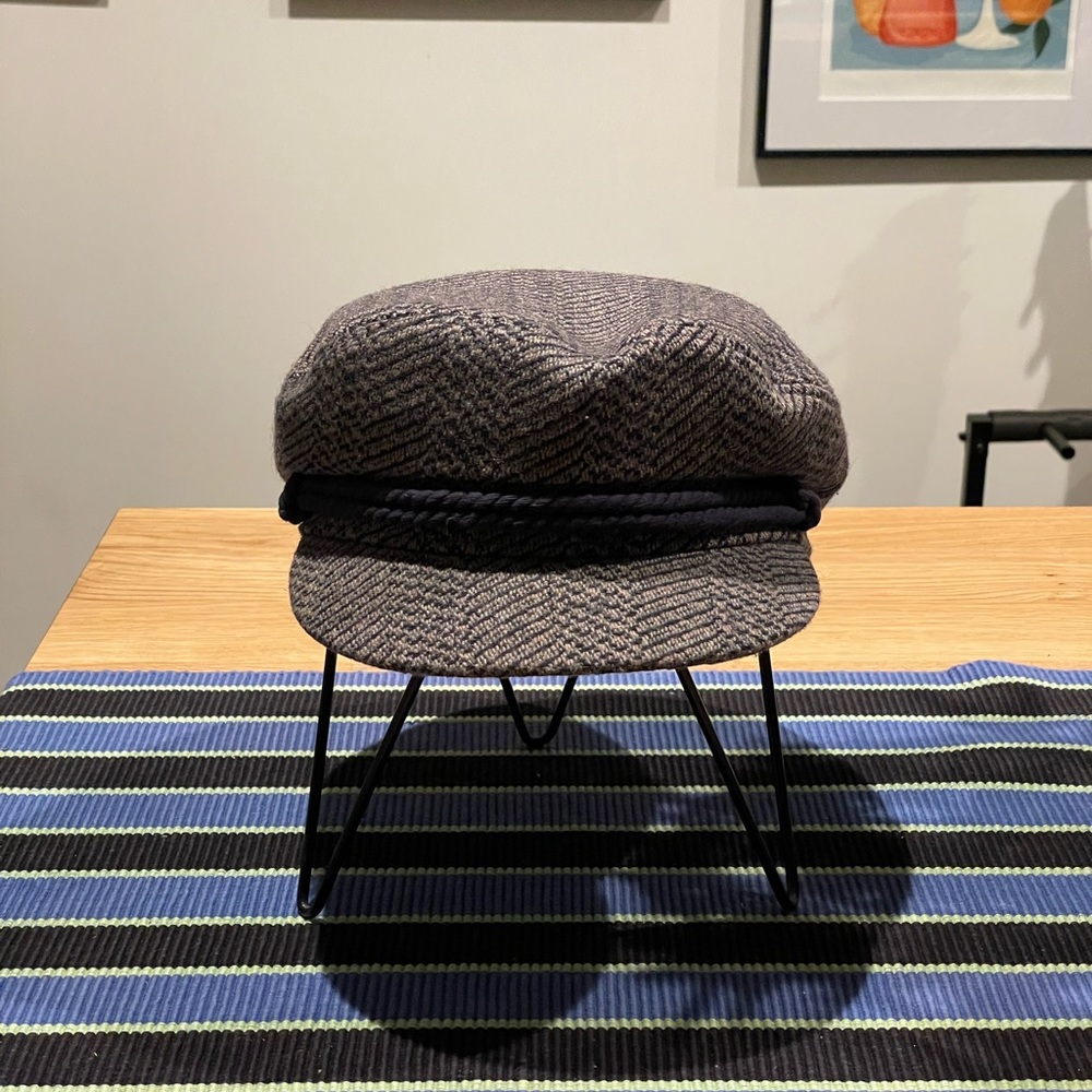 LIKE NEW - Brixton Fiddler Fisherman Cap